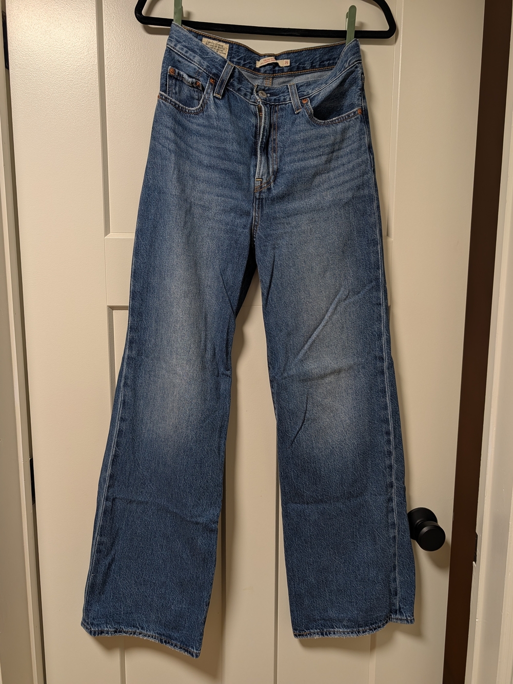 Levi's Ribcage Wide Leg 25x32 Polar Permiter Wash
